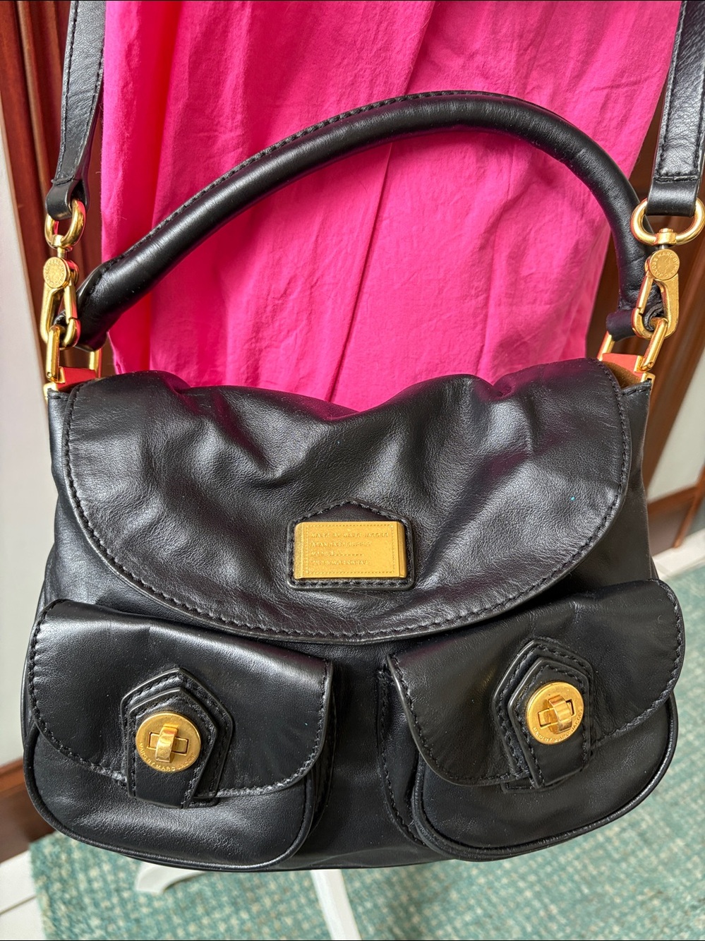 Marc Jacobs satchel Shoulder Bag crossbody bag Leather black 2 front turn lock